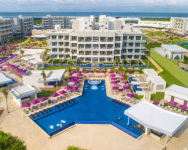 Blue Diamond Resorts abre sus puertas